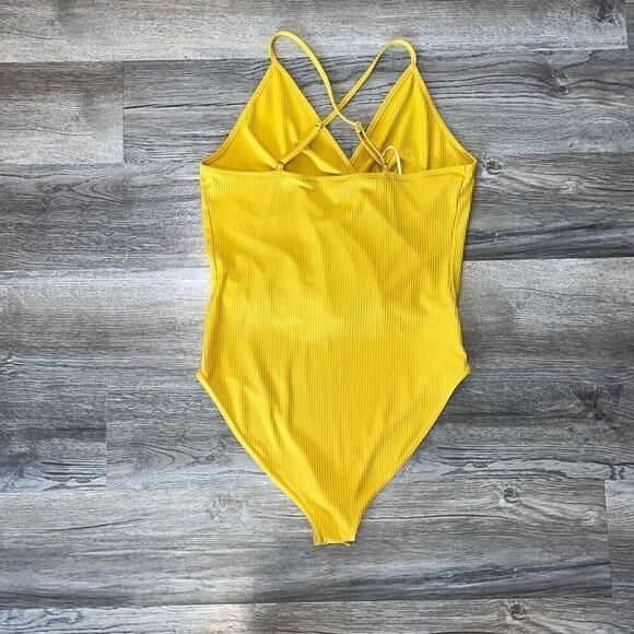 Love Tree Surplice Yellow Ribbed Bodysuit Large - Picture 2 of 5